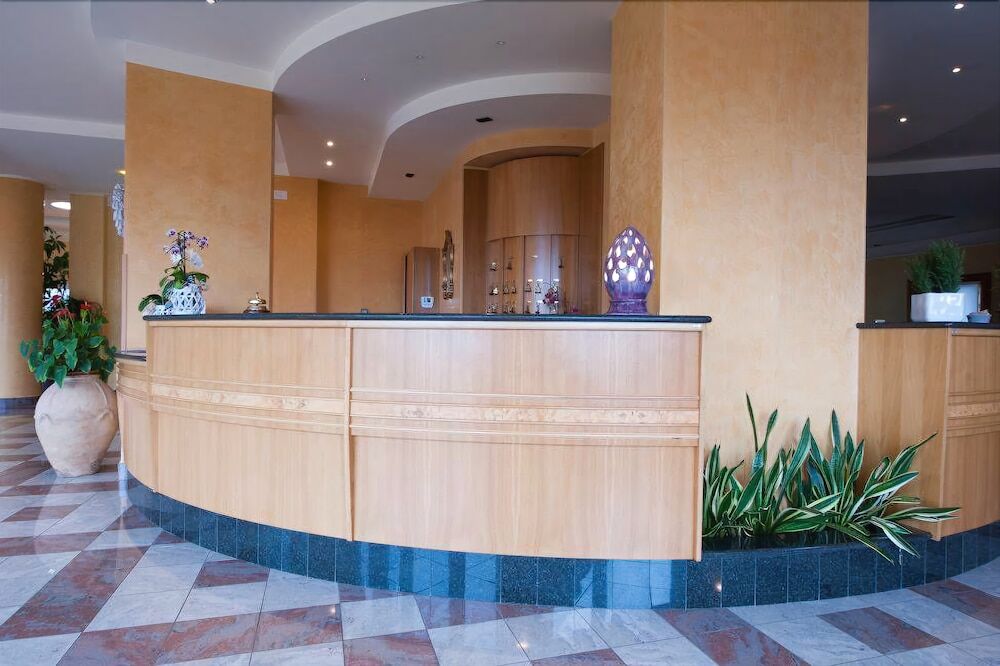 La Collina Hotel & Spa Oliveto Citra Luaran gambar